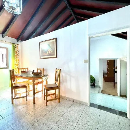 Emblematica Casa Rural Con Wifi En El Sauzal Tenerife *