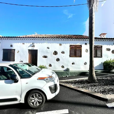 Emblematica Casa Rural Con Wifi En El Sauzal Tenerife Hébergement de vacances *